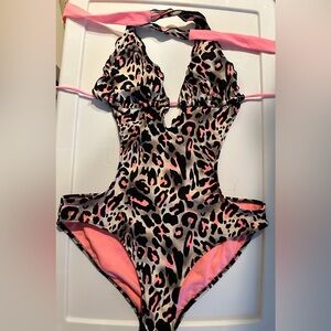 Sexy Side cut out Cheetah print V cut bathing suit